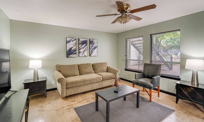 Knox - Henderson Condo | 3 Mi to Dtwn Dallas: Condo w/Walkable Location!