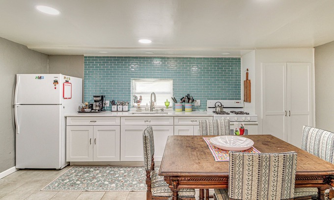 Albuquerque Cottage | 3 Mi to Old Town, Fenced Yard: ABQ Abode!
