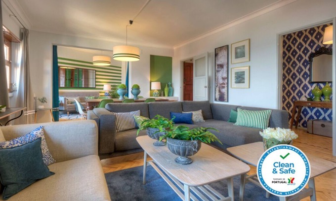 Alfama Apartment | 30 guests Upper Class