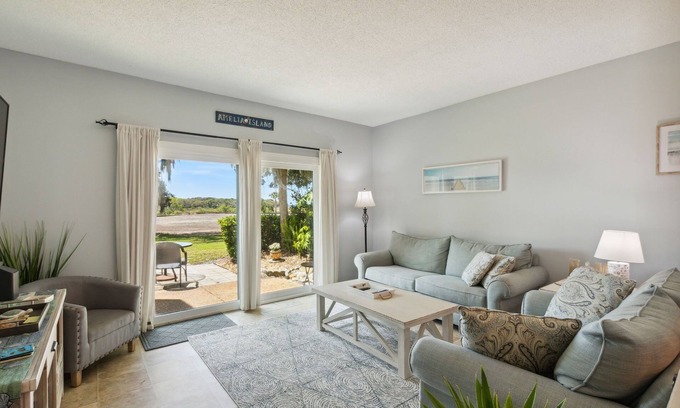 Fernandina Beach Villa | 3012 Club Villa - Adorable Townhome on the Golf Course in the Omni Resort