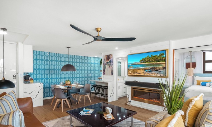 Waikiki Condo | 30th Fl Luxury Ocean & Waikiki view + Free Parking