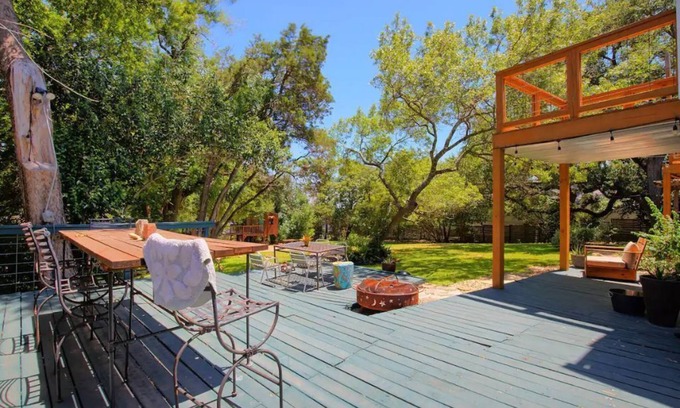 Westlake Highlands Condo | 3b2b Hidden Oasis in the Hills-Close to Downtown