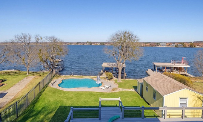 Granbury House | 3BR/3BA Home w/Pool, Fire Pit & Lake View