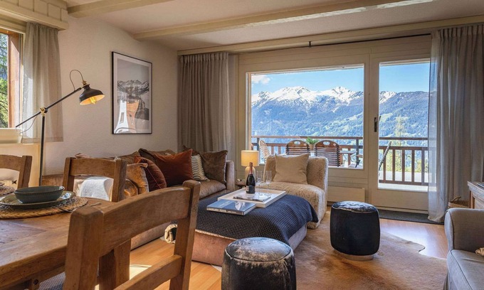 Verbier Apartment | 3BR Central Verbier with Pool, Sauna & Views