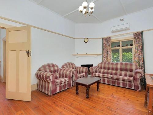 Joslin House | 3BR Guest House near Adelaide CBD Joslin 5070