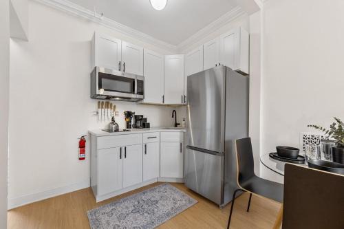 Harlem Apartment | 3BR Harlem Stay with Washer with Dryer