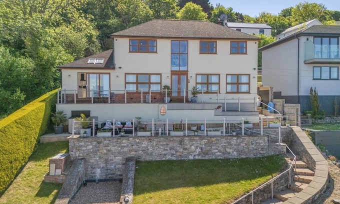 Prestatyn Cottage | 4 bedroom accommodation in Prestatyn