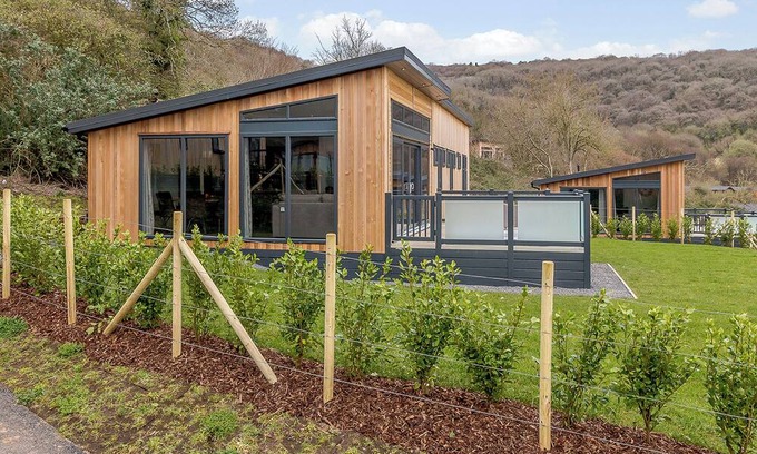 Cheddar Ski Chalet | 4 bedroom accommodation in Cheddar