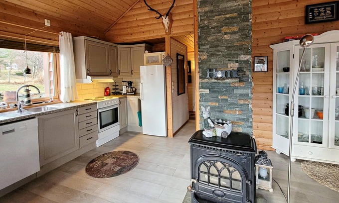 Vindafjord House | 4 bedroom accommodation in Vikedal