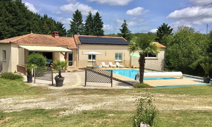 Gignac Villa | 4 bedroom gîte with private pool Dordogne valley
