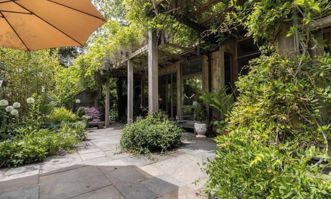 Haversham House | 4-bedroom house in Shelter Harbor w/private access to pristine Weekapaug Beach