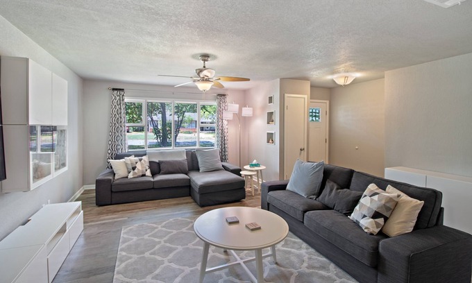 Waco House | 4 bedroom house near, 15 min from Magnolia