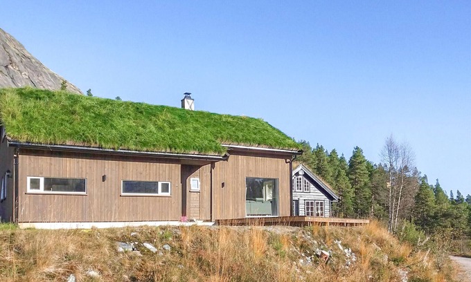 Valle House | 4 bedroom lovely home in Rysstad