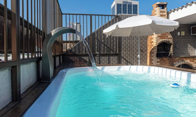 Copacabana Apartment | 4 bedroom penthouse with private pool and barbecue on the beach
