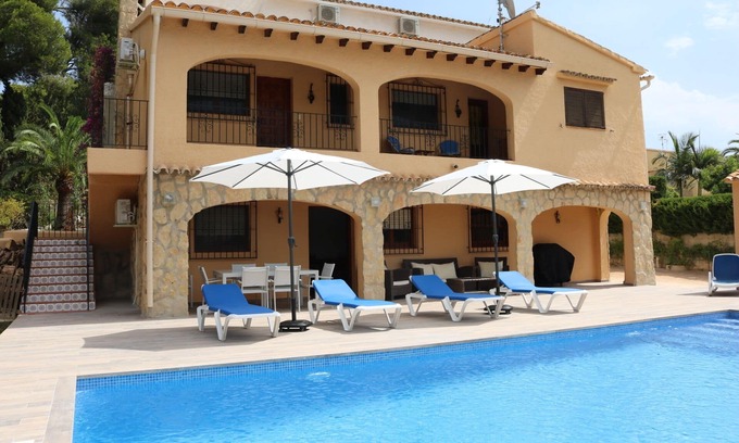 Moraira Ski Chalet | 4 bedroom villa at 300 m from Moraira with pool, garage, AA, internet, .