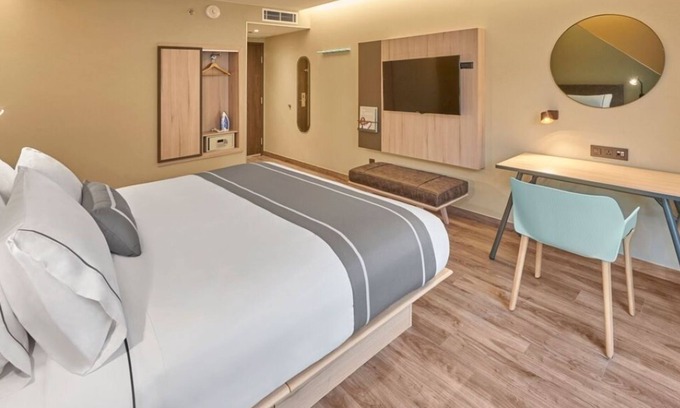 Benito Juarez Hotel | 4 Kitchenette Suite + Pool, Gym & Continental Breakfast, Close to CUN Airport