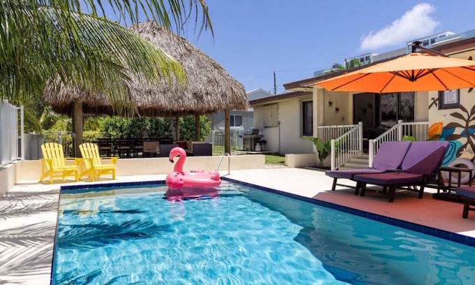 Deerfield Beach House | 4-min walk to the Beach/Pool,Tiki canal boat dock