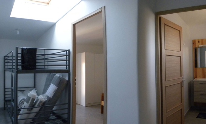 Charleval Apartment | 4 - Rent apartment in LUBERON in PROVENCE 4 beds