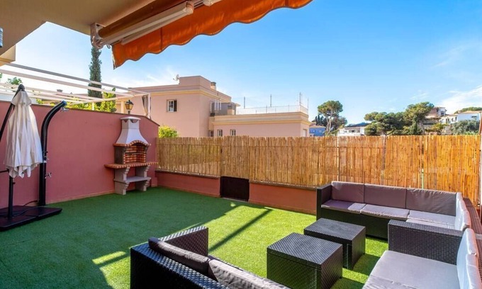 Benajarafe House | 4-storey townhouse with chill-out, BBQ and pool