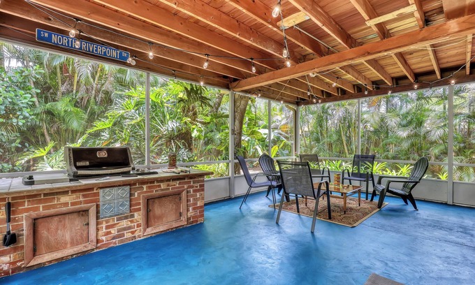 Palm City House | 4Br/2Ba Dog friendly Stuart, Beaches, Boating, fishing, Restaurants