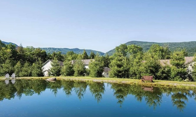 Jeffersonville Condo | 4BR Presidential Condo – Smugglers’ Notch Fun!