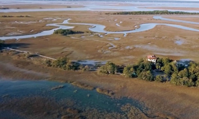 Isle of Palms Apartment | 5 Acre Estate with 7 Private Islands on Deep Water