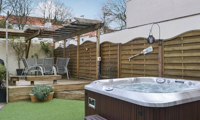 Ferryhill Cottage | 5 bedroom accommodation in Bishop Middleham, near Durham