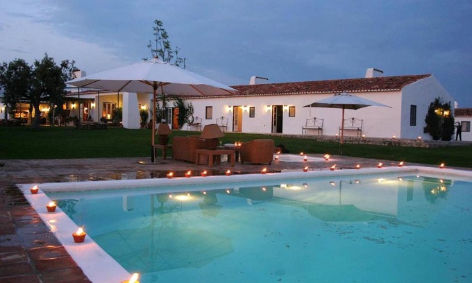Alter do Chao House | 5 bedrooms house with shared pool furnished garden and wifi at Seda