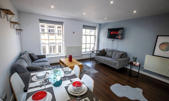 RopeWalks Apartment | 5-beds central flat Liverpool