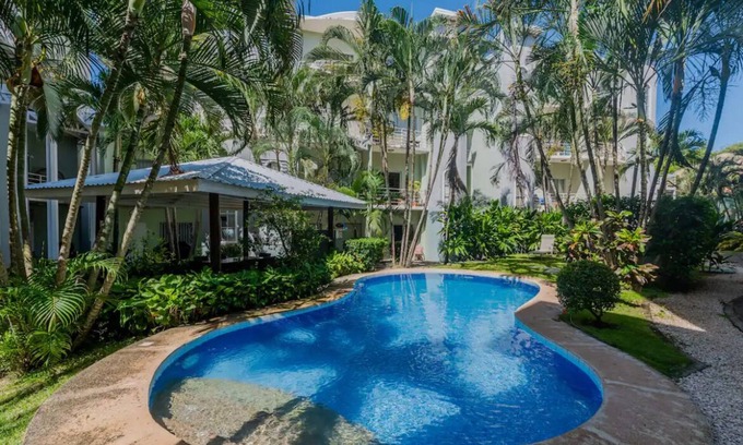 Tamarindo Condo | 5 min walk to surf Tamarindo beach 2BR 2.5Bth. Spend your money on experience