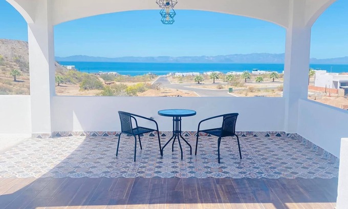 Bahia Kino Villa | 5 Minute Walk to the Beach