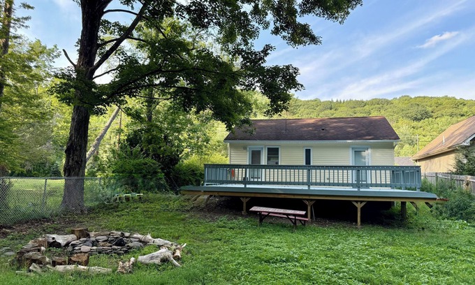 Pine Hill House | 5 minutes to Belleayre! The Birch Creek Cottage