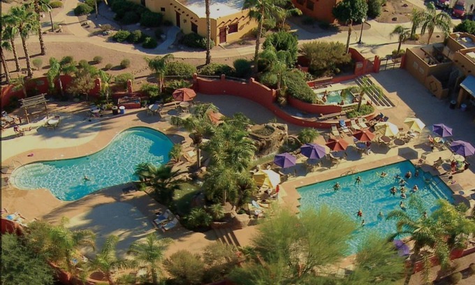 East Mesa House | 5 Star Luxury Resort Home, 4 1/2 Star 55+/35+,Luxury Resort,Pools,Fun,Rest/Play
