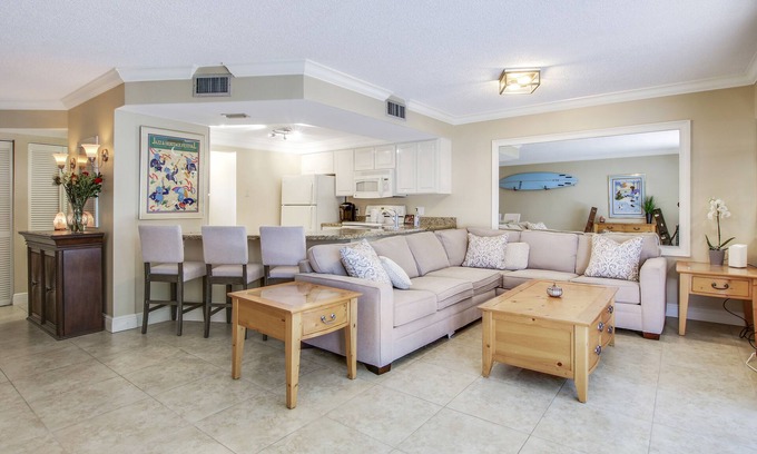 Xanadu Condo | 5min Walk to Jupiter Beach From this Cozy Condo