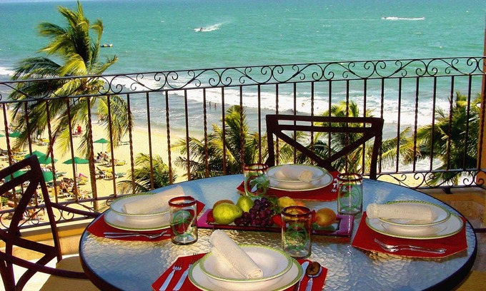 Flamingos Resort | 5th Floor Wow views, BradAndJoeyRentals Closest to ocean - Villa La Estancia