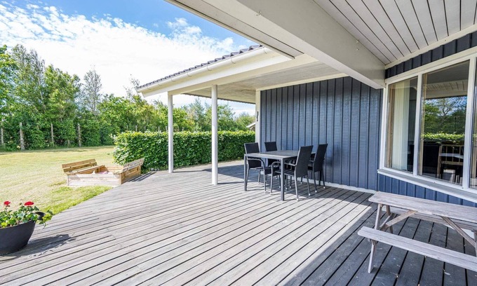 Skaven Strand House | 6 person holiday home in Tarm