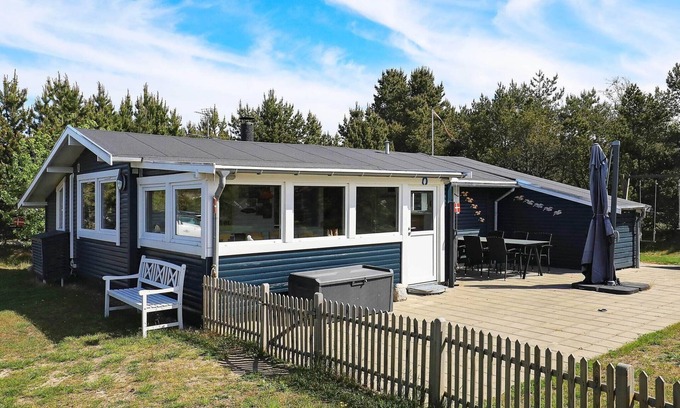 Nordost House | 6 person holiday home in Sæby