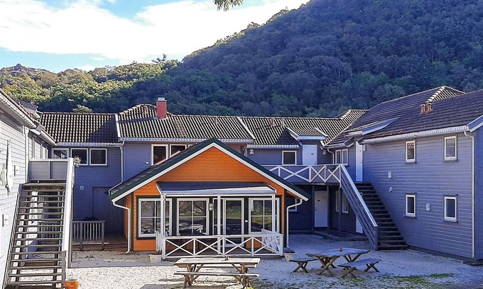 Lyngdal Apartment | 6 person holiday home in lyngdal