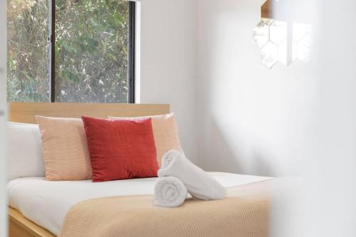 Scarborough House | 6 Tranquil Leafygreen Scarbbeach Townhse