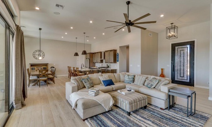 Apache Junction House | 7 Mi to Lost Dutchman Home with Pool and Patio!