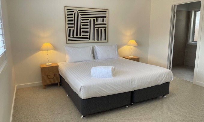 Wagga Wagga House | 8/69 Crampton St, Wagga Wagga