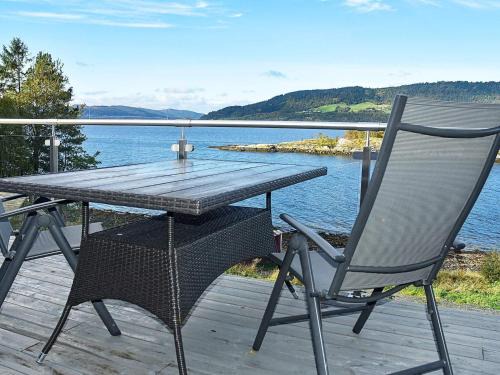 Torvikbukt House | 8 person holiday home in TORVIKBUKT