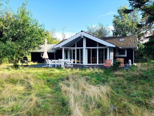 Gedesby House | 8 person holiday home in Gedser-By Traum