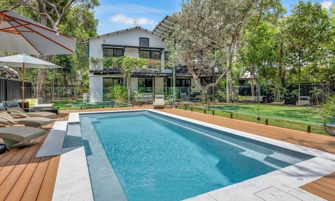 Rainbow Beach House | 9 Naiad Court - Rainbow Shores. Pool. Walk to beach.