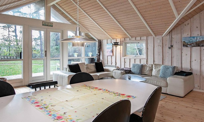 Bøtø By House | 9 person holiday home in Væggerløse