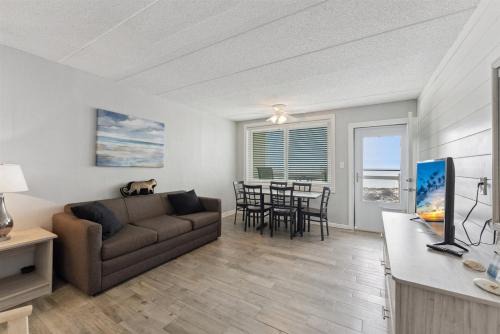 Wildwood Crest Apartment | 9103 Atlantic Ave, Unit 416