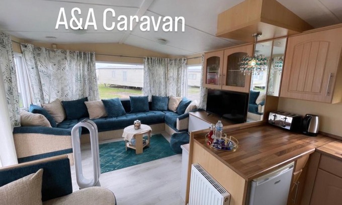 Leysdown-on-Sea Resort | A&A Caravan Holidays