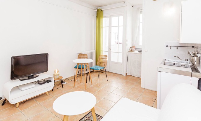 Vignerons Apartment | A bright studio near Paris