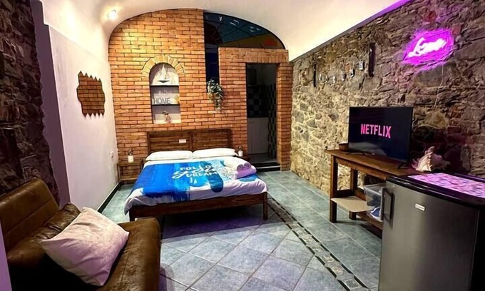 Borgo Antico Apartment | A Charming Stone Retreat in Cinque Terre