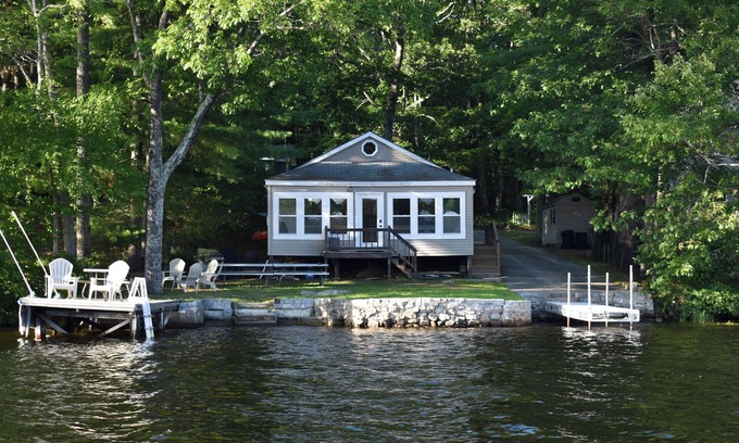 Lyman Cabin | A cozy 2-bedroom lakefront cabin nestled in Maine, feat. kayaks and private dock
